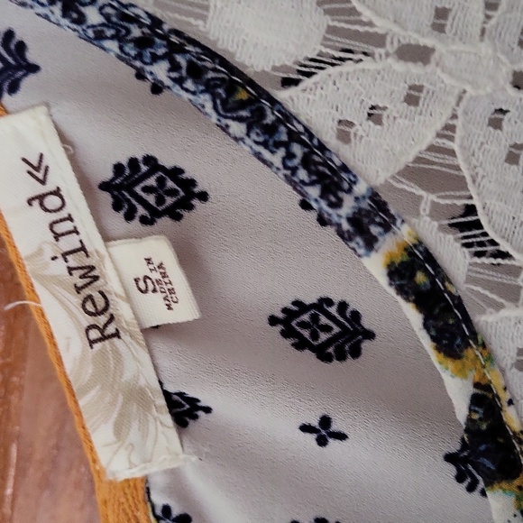 Pretty Tank Top - Picture 2 of 8